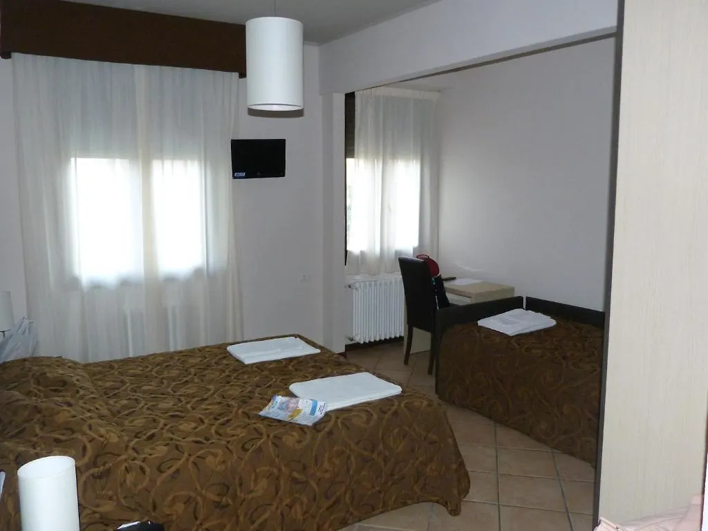 ***  Hotel Eden Vignola  Italy